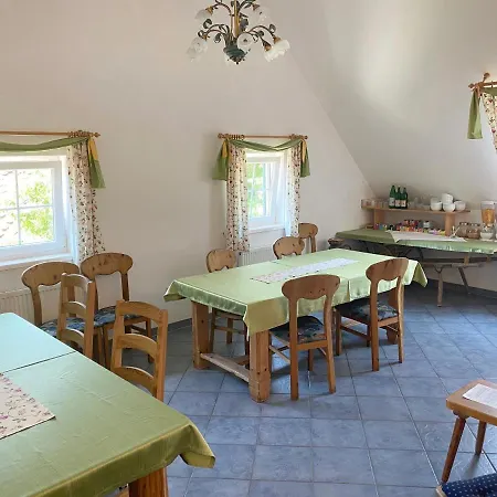 Bed & Breakfast Farmer-rabensteiner
